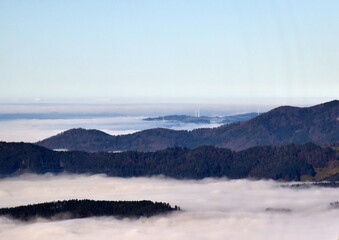 Blick vom Hinterwaldkopf auf den Nebel