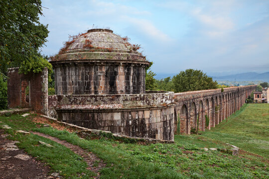 Capannori, Lucca, Tuscany, Italy: the ancient aqueduct of Nottolini, a 19th-century structure in neoclassical style that brought water from the mountains to the city