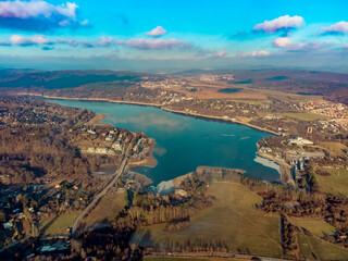 Br&uuml;nner Stausee von oben in Winter