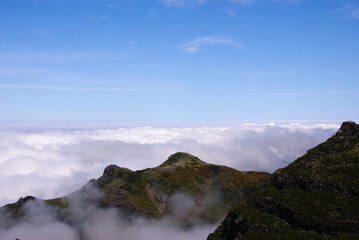 Fototapeta na wymiar Madeira at the atlantic ozean, view over the clouds, on the way to pico do arieiro (c)WOB