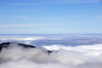 Madeira at the atlantic ozean, view over the clouds, on the way to pico do arieiro (c)WOB