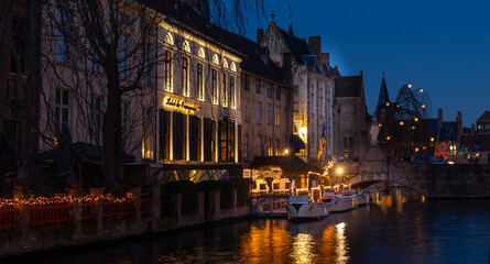 Fototapeta na wymiar Old medieval city of Bruges.