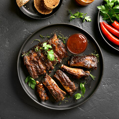 Spicy grilled spare ribs