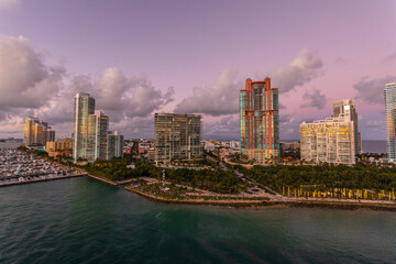 Fototapeta premium Skyscrapers on Miami Beach, FL