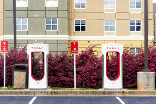 Tesla supercharger stations