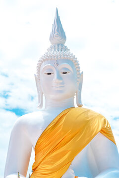 buddha statue