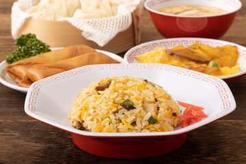 五目チャーハン