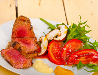 beef filet mignon grilled with vegetables