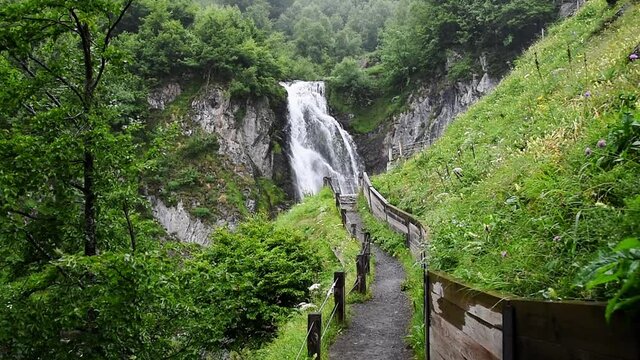 Amazing waterfall in the mountains (Sauth Deth Pish)