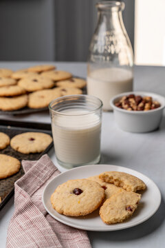 Hazelnut shortbread cookies and milk 