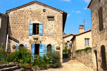 Fototapeta na wymiar Little village in French Lot-et-Garonne