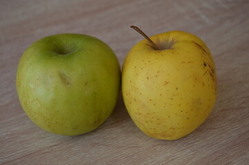 apples on a wood background