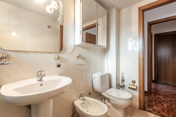 Toilet with toilet and bidet, cabinet with mirror and vintage mirror