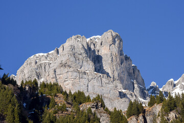 Fototapeta na wymiar mountain peak in the swiss alps in Canton Uri