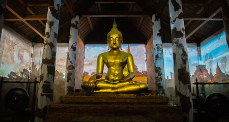 Obraz premium Buddhist tradition light festival in Ratchaburi, Nasatta, Thailand