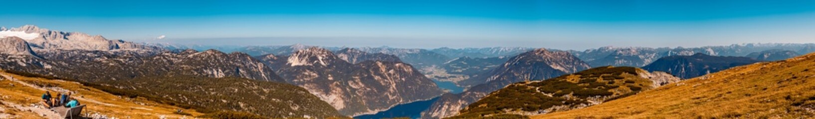 Fototapeta na wymiar High resolution panorama at the famous Krippenstein summit next to the Dachstein mountains near Hallstatt, Upper Austria, Austria