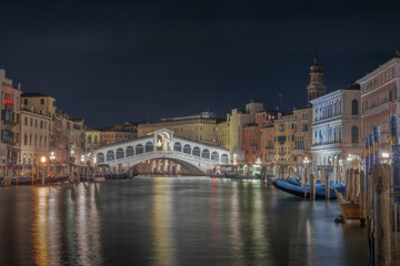 Fototapeta na wymiar Venezia ponte di Rialto