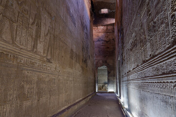 Egypt - Edfu - Temple.jpg