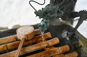 正月の風景　お清め水の竜