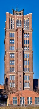 Der Tegeler "Borsigturm" war das erste Hochhaus in Berlin - Hochpanorama aus 6 Einzelbildern