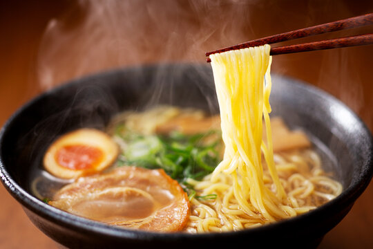 ラーメン　中華そば　醤油ラーメン　中華ラーメン