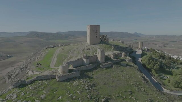 castillo de la estrella situado en el municipio de Teba, Andaluc&iacute;a