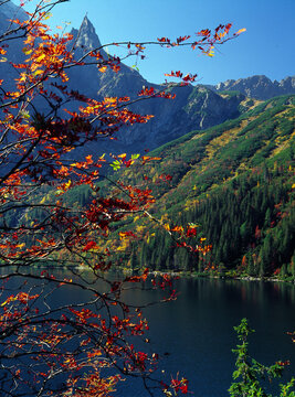 Morskie Oko Lake, (Sea Eye Lake), Tatra Mountains, Tatra National Park, Poland