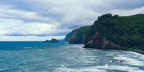 Pololu Valley Ocean