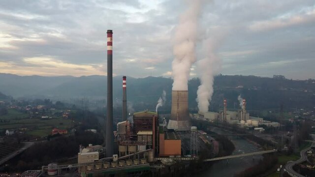 Soto de ribera combined cycle thermal power plant in Asturias.