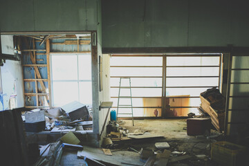 趣ある廃墟化した空き作業場