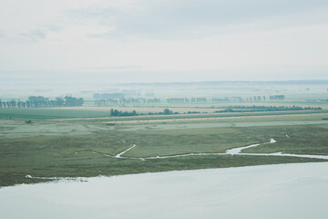 霧がかった風景