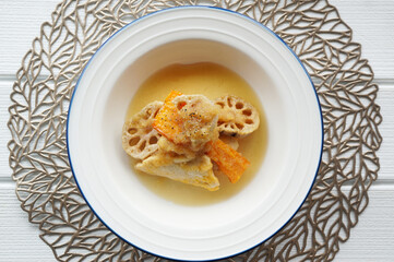 鶏むね肉のおろしソース