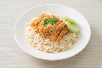 Steamed Rice with Fried Chicken or Hainanese Chicken Rice