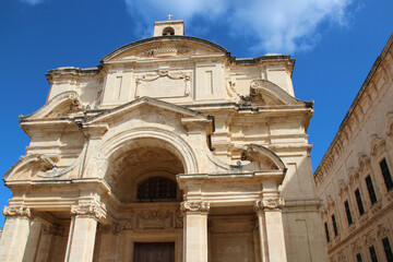 Fototapeta na wymiar baroque church (sainte-catherine) in valletta (malta)