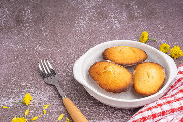 Madeleine - homemade traditional French small cookie