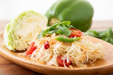 ソムタム（青パパイヤのサラダ）