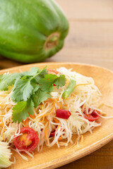 ソムタム（青パパイヤのサラダ）