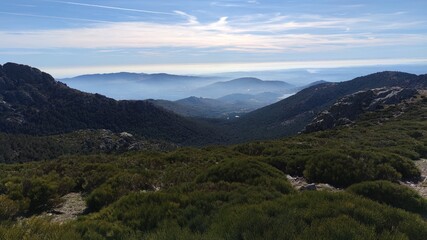 Naklejka premium Paisaje montaña