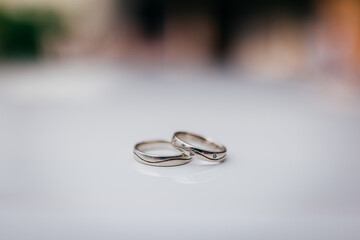 Zwei Ringe schön platziert