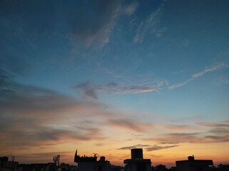 Fototapeta premium sunset over city