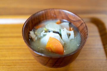 お椀に入った豚汁