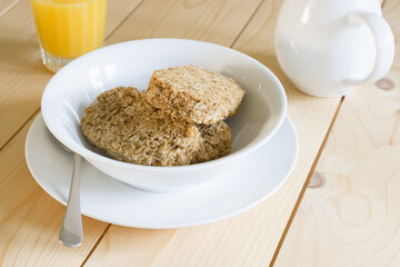 Wholewheat Breakfast Biscuit Cereal