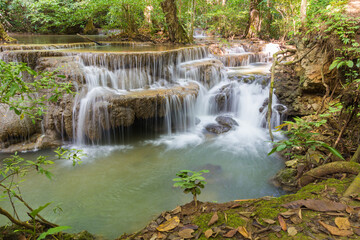 Naklejka premium Level six of Waterfall Huai Mae Kamin in Kanchanaburi, Thailand
