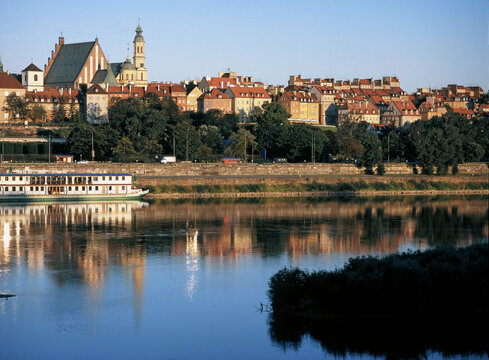 view of the Vistula River and the Old Town, Warsaw, Poland © Maciej