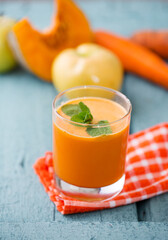 organic pumpkin juice with mint