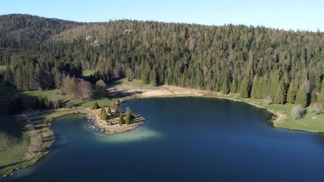 Lac Genin