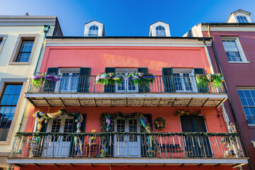 Daytime view of the beautiful historical building with many Jewelry at French Quarter