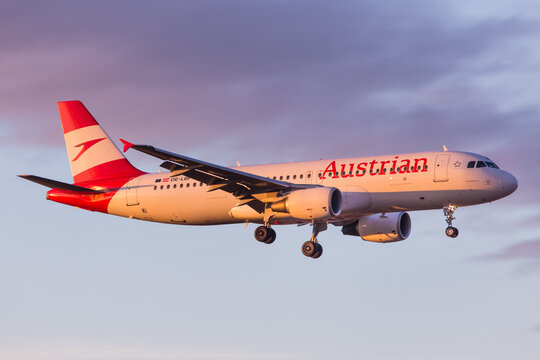 Austrian Airlines A320 landing in Vienna, Austria in beautiful morning light