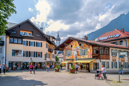 Altstadt, Garmisch-Partenkirchen, Bayern, Deutschland	