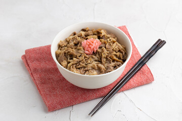 牛丼（ぎゅうどん）